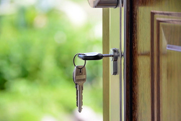 A2B Locks are able to provide local locksmiths in New Malden to repair your broken locks. 